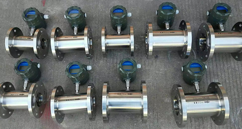液体涡轮流量表产品图