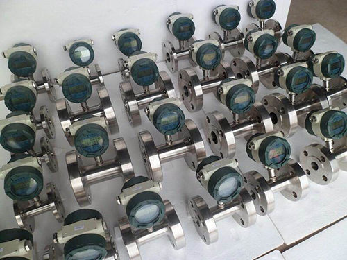 智能液体涡轮流量计产品图